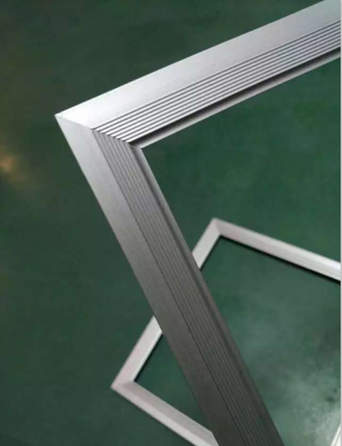 ����ƴ�ӿ�